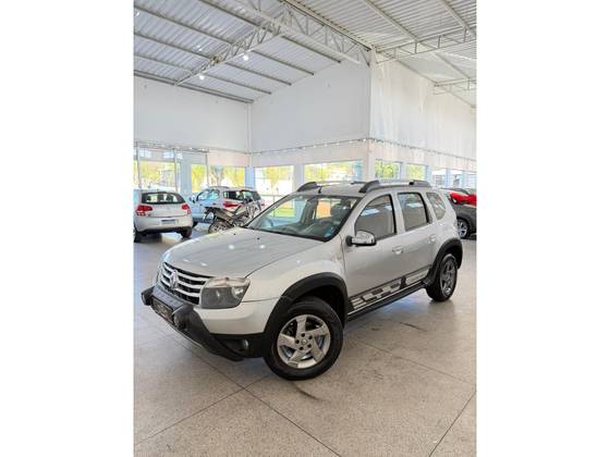 RENAULT DUSTER 2.0 DYNAMIQUE 4X4 16V FLEX 4P MANUAL RENAULT DUSTER 2.0 DYNAMIQUE 4X4 16V FLEX 4P MANUAL